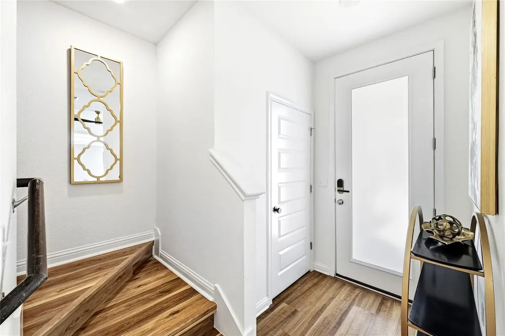 8009 Mellencamp Drive Austin TX 78744