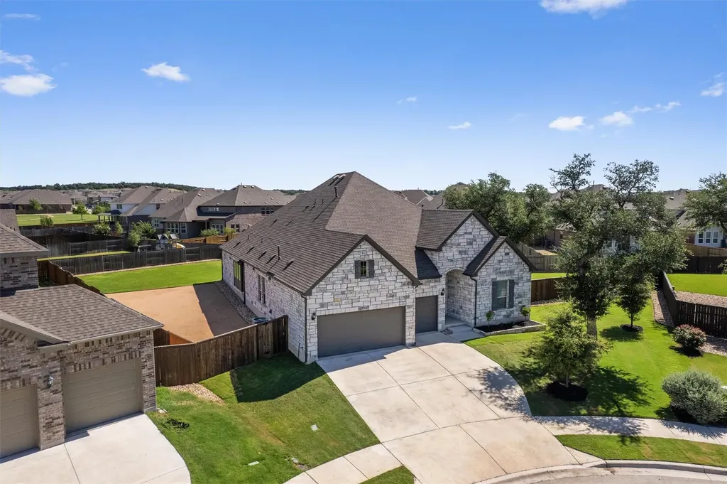 2225 Lucky Cove Leander TX 78641