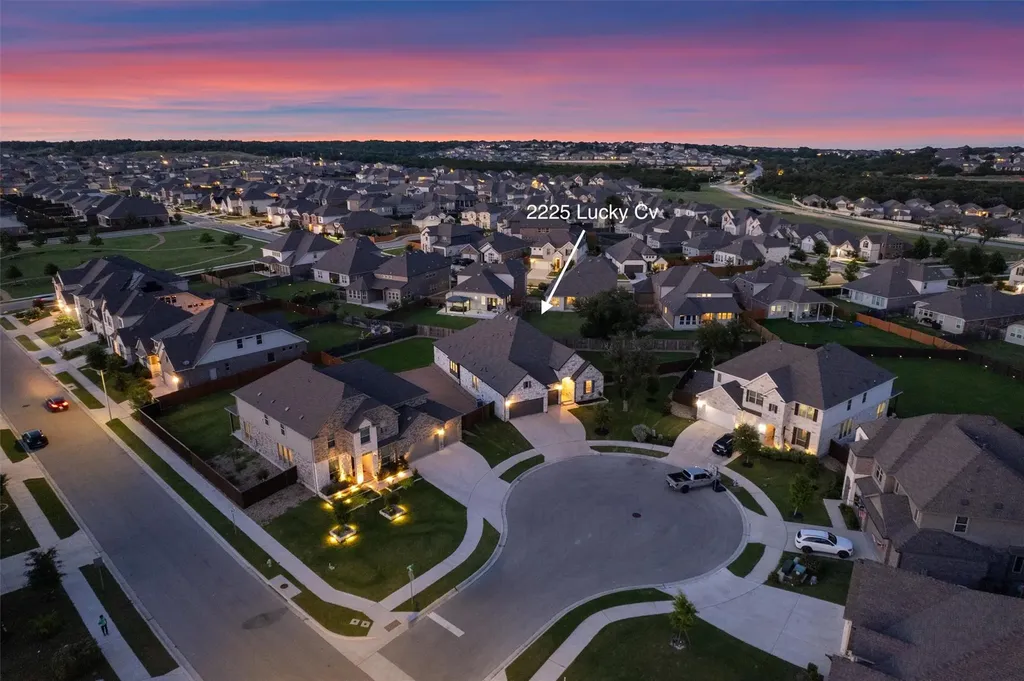 2225 Lucky Cove Leander TX 78641