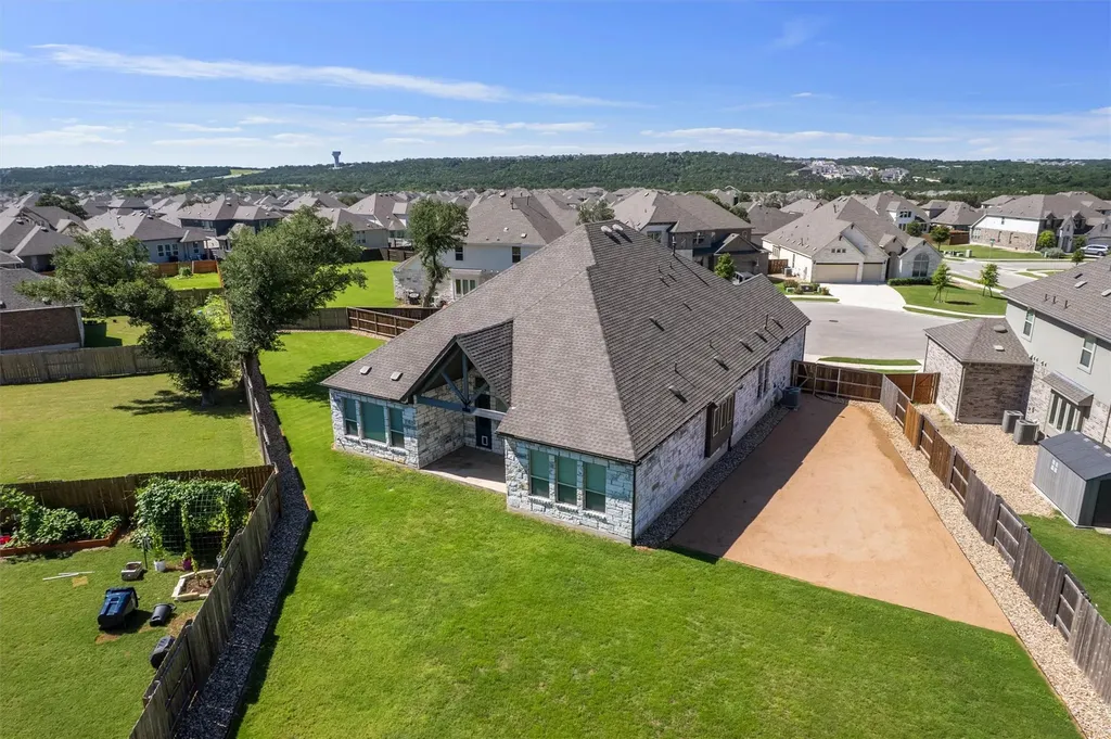 2225 Lucky Cove Leander TX 78641