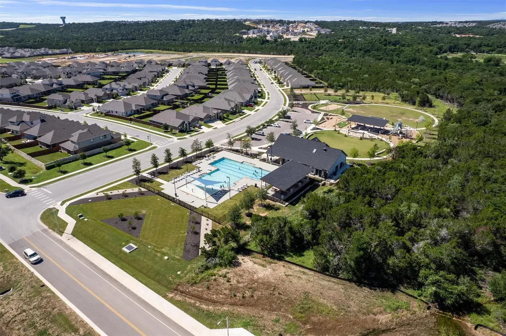 2225 Lucky Cove Leander TX 78641