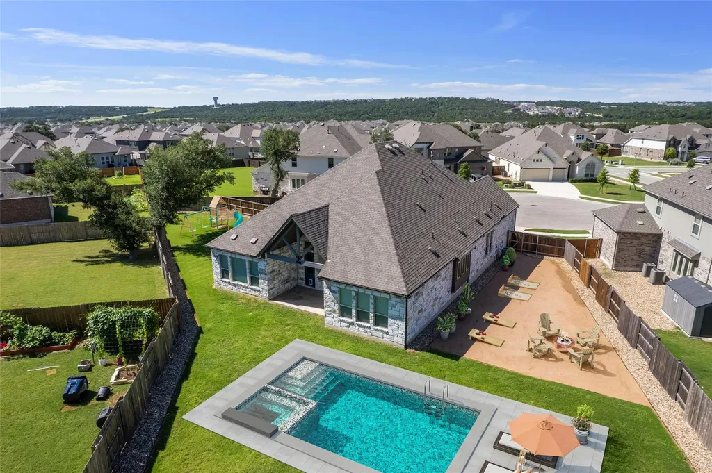 2225 Lucky Cove Leander TX 78641