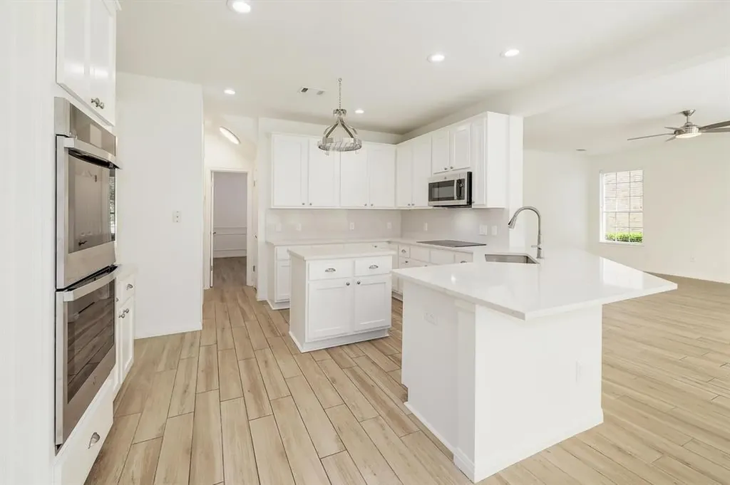 12207 Carlsbad Drive Austin TX 78738