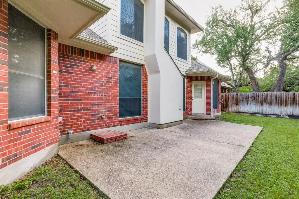 2244 Fernspring Drive Round Rock TX 78665