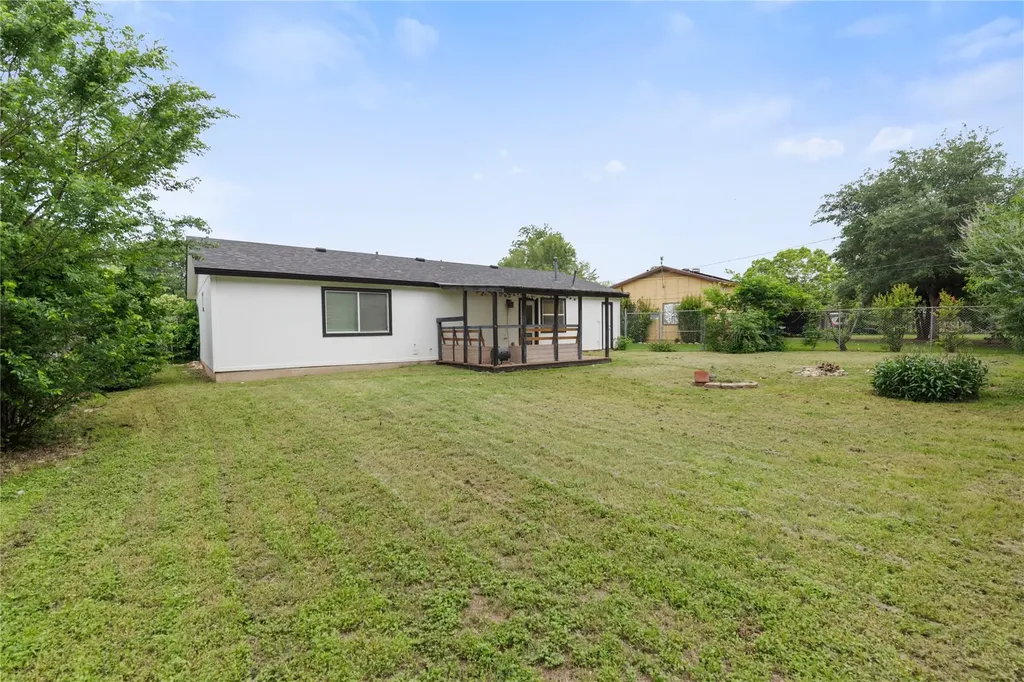 1904 Heathwood Circle Round Rock TX 78664