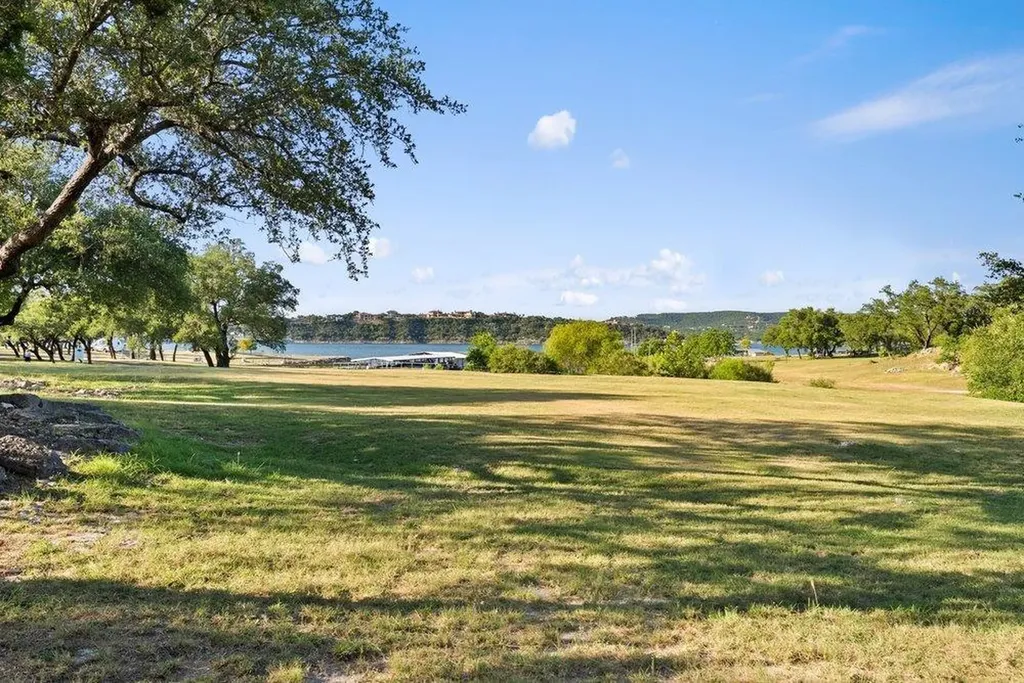 17042 Trail Of The Woods Austin TX 78734