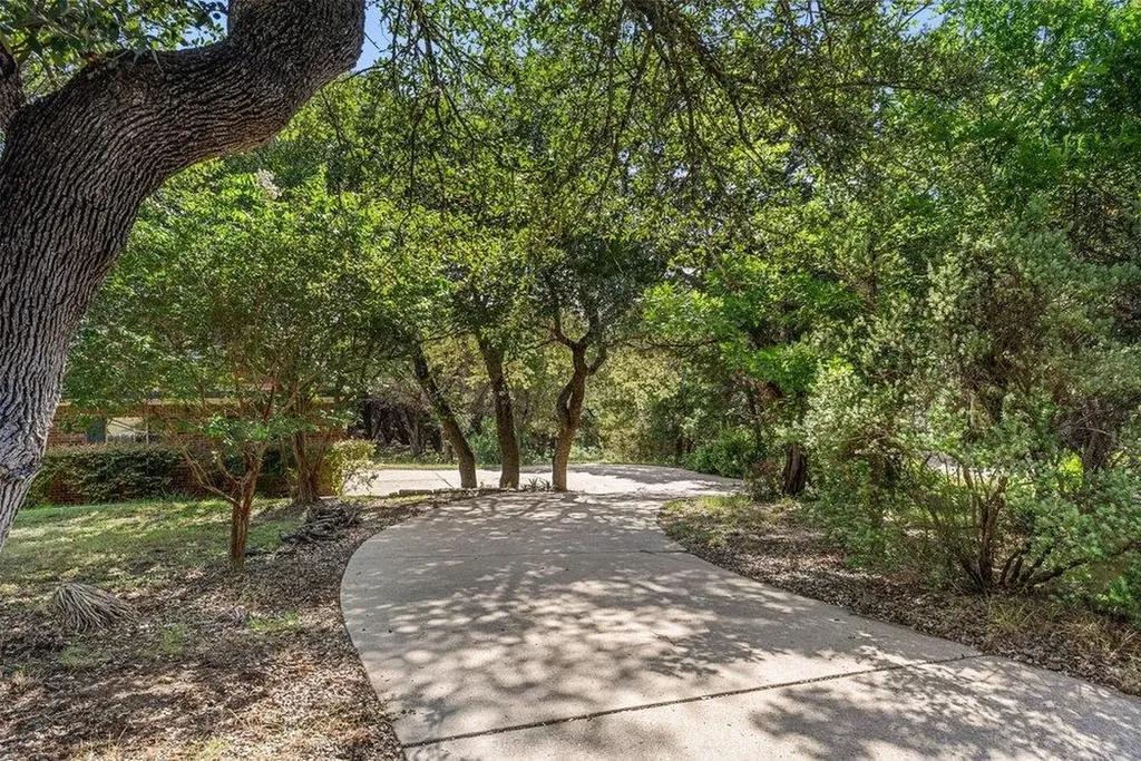 17042 Trail Of The Woods Austin TX 78734