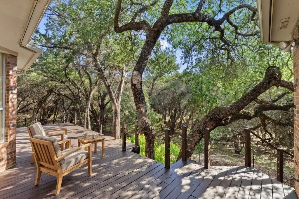 17042 Trail Of The Woods Austin TX 78734