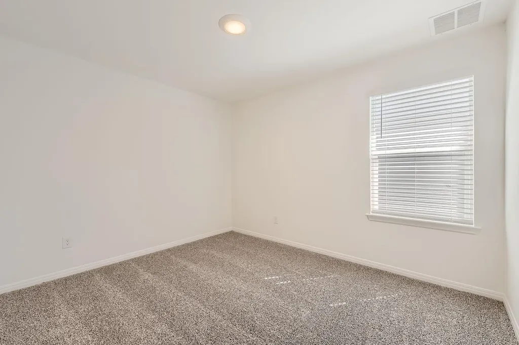 508 Gladiola Loop Kyle TX 78640