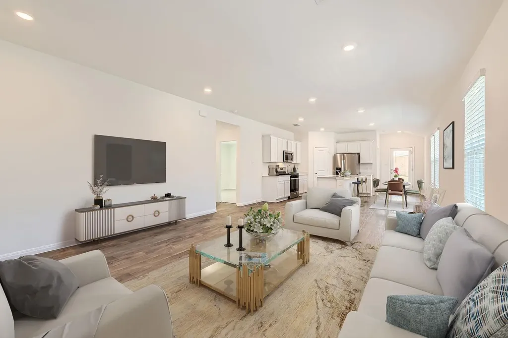 508 Gladiola Loop Kyle TX 78640