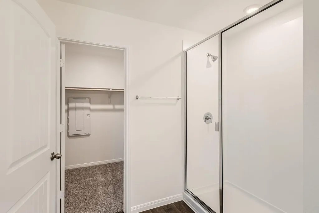 508 Gladiola Loop Kyle TX 78640