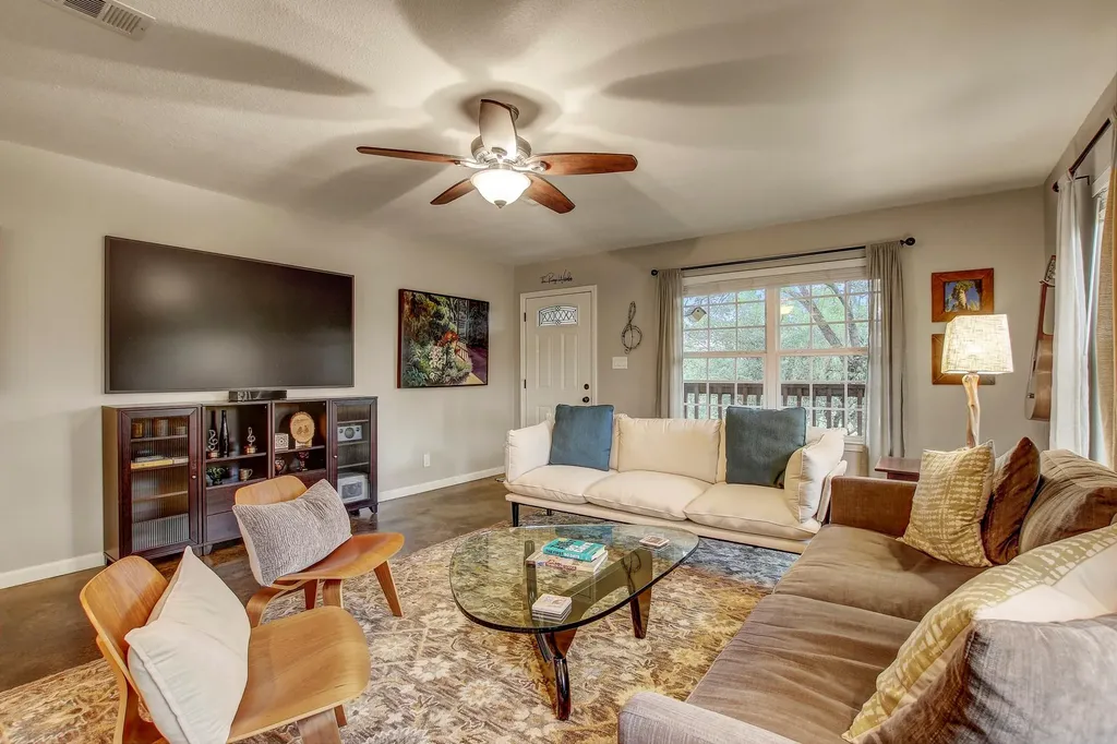153 Hill Drive Marble Falls TX 78654