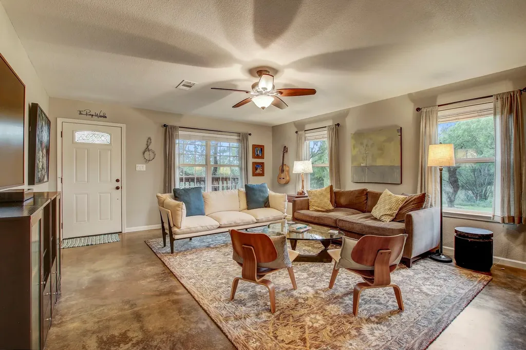 153 Hill Drive Marble Falls TX 78654