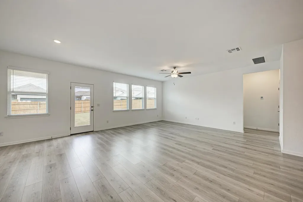 345 Andesite Trail Liberty Hill TX 78642