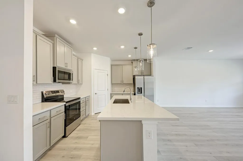 345 Andesite Trail Liberty Hill TX 78642