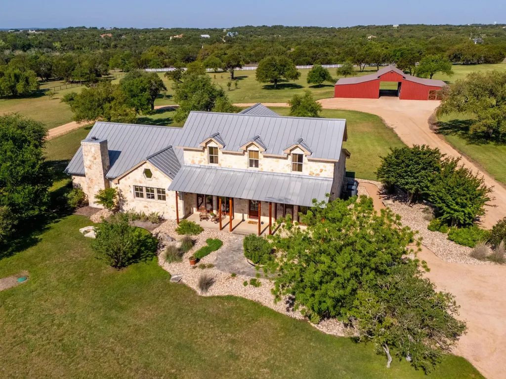 1120 Canyon View Road Dripping Springs TX 78620
