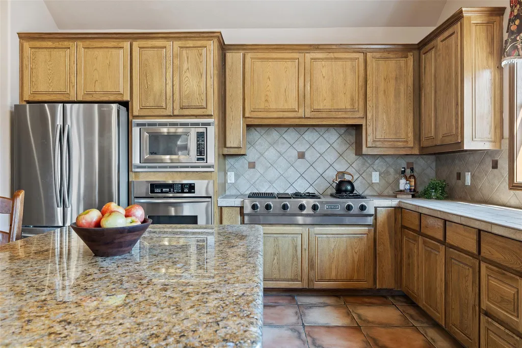 1120 Canyon View Road Dripping Springs TX 78620