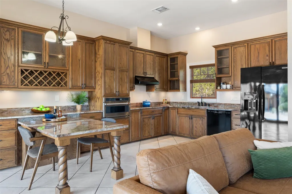 1120 Canyon View Road Dripping Springs TX 78620