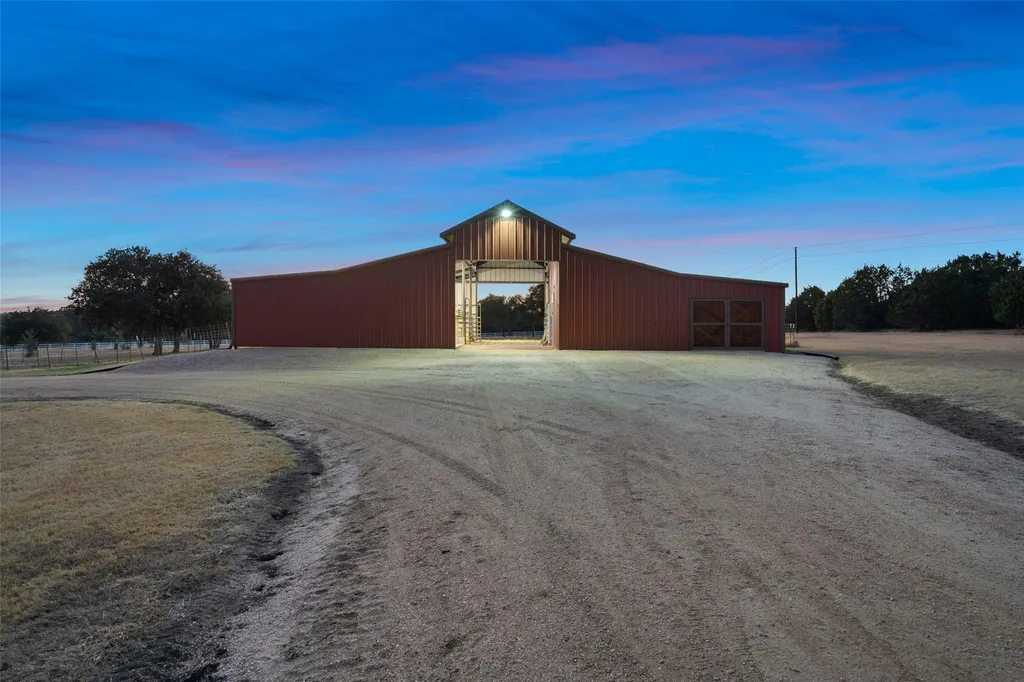 1120 Canyon View Road Dripping Springs TX 78620