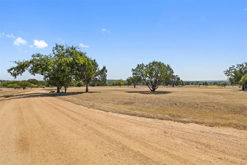 1120 Canyon View Road Dripping Springs TX 78620