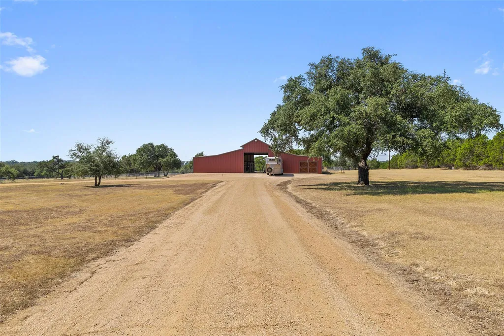 1120 Canyon View Road Dripping Springs TX 78620