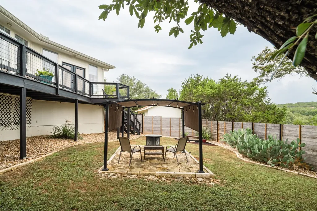 21900 Moulin Drive Spicewood TX 78669