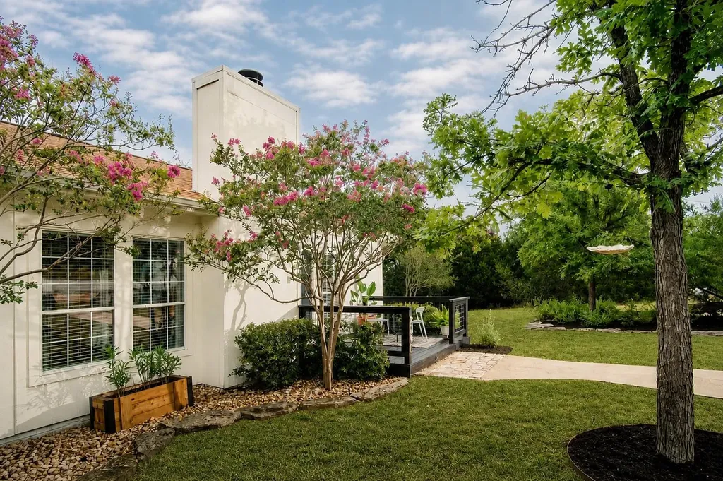 21900 Moulin Drive Spicewood TX 78669