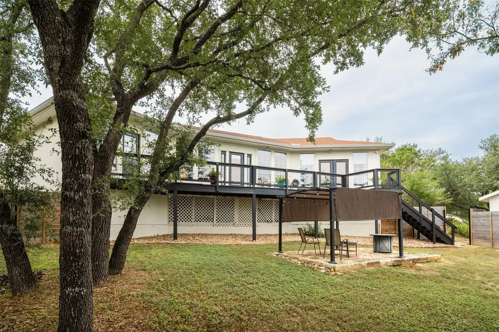 21900 Moulin Drive Spicewood TX 78669