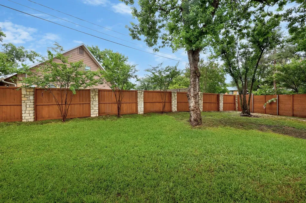 5501 Coventry Lane Austin TX 78723