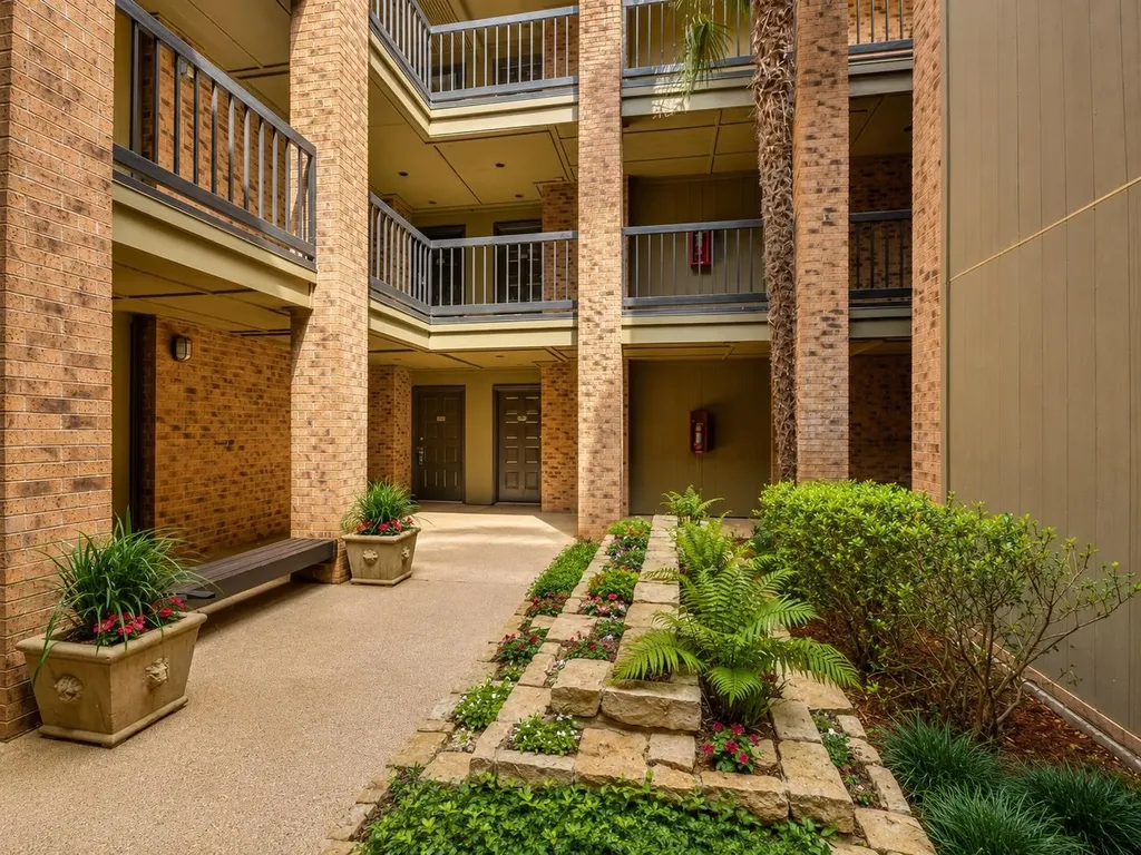 8888 Tallwood Drive Austin TX 78759