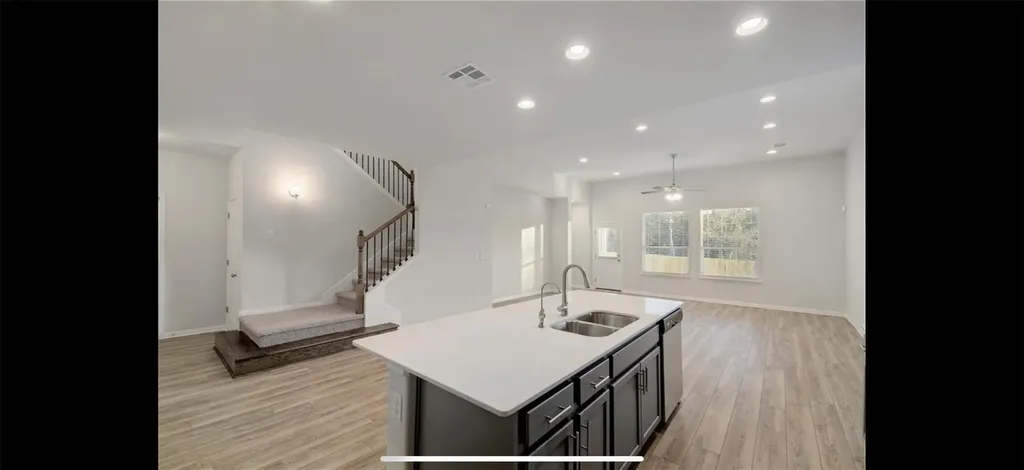 100 Petersburg Street Leander TX 78641