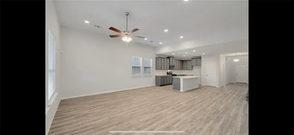 100 Petersburg Street Leander TX 78641