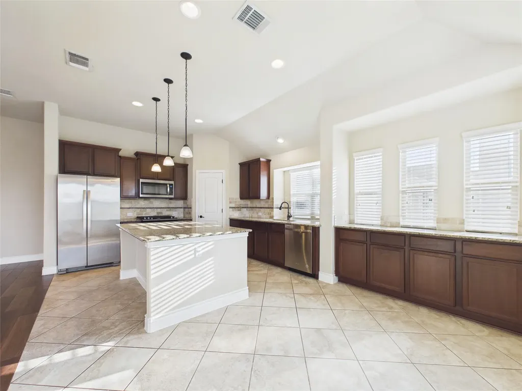 501 Kirkhill Street Hutto TX 78634