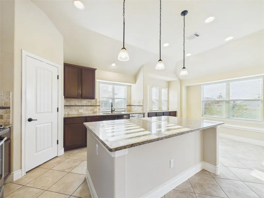 501 Kirkhill Street Hutto TX 78634