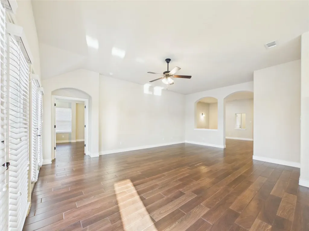 501 Kirkhill Street Hutto TX 78634