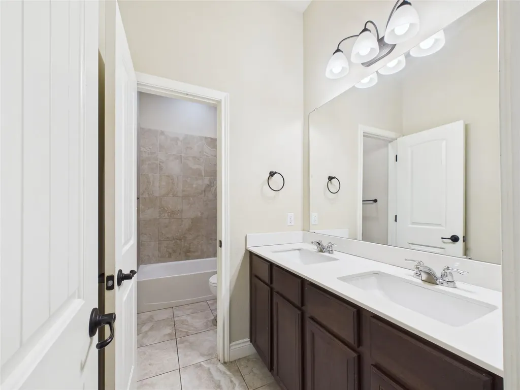 501 Kirkhill Street Hutto TX 78634