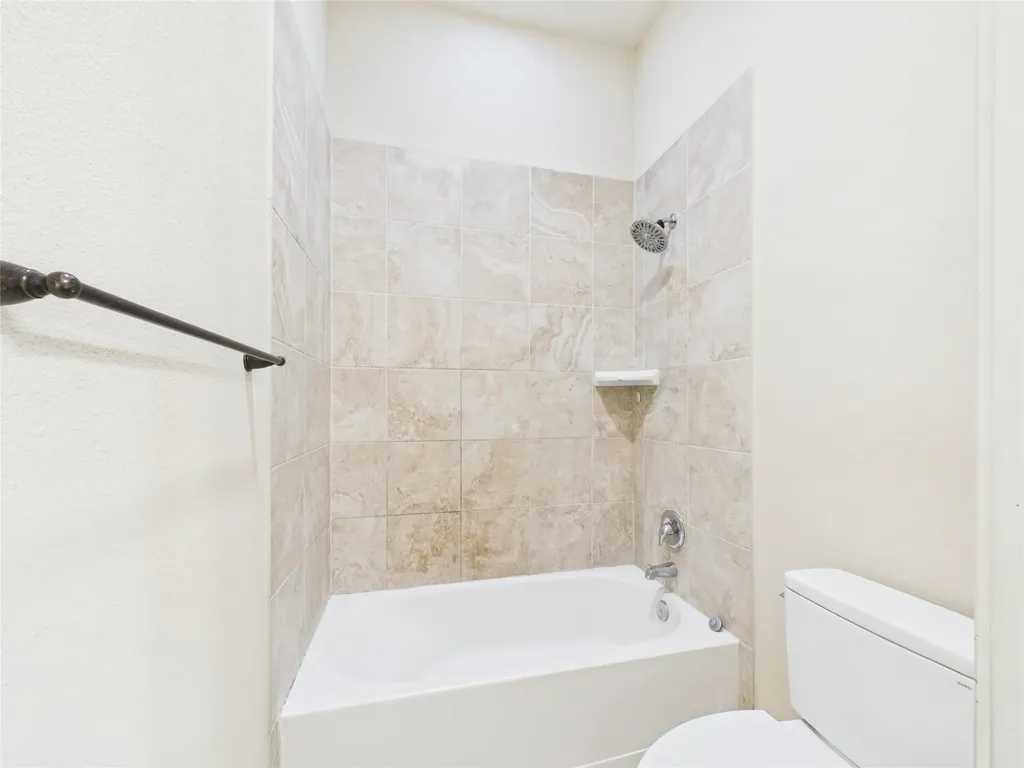 501 Kirkhill Street Hutto TX 78634