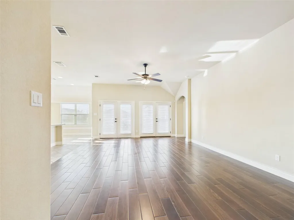 501 Kirkhill Street Hutto TX 78634