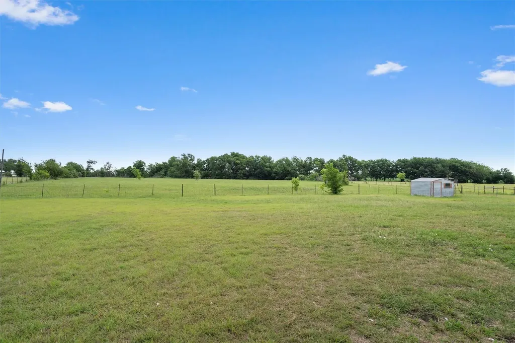 130 Cotton Rows Lane Taylor TX 76574
