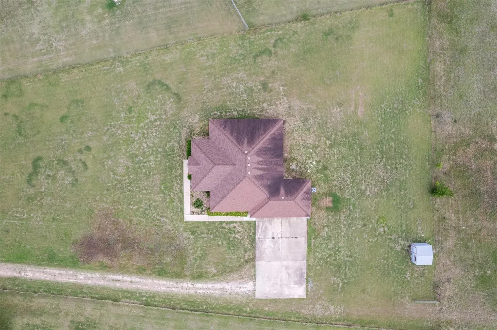 130 Cotton Rows Lane Taylor TX 76574