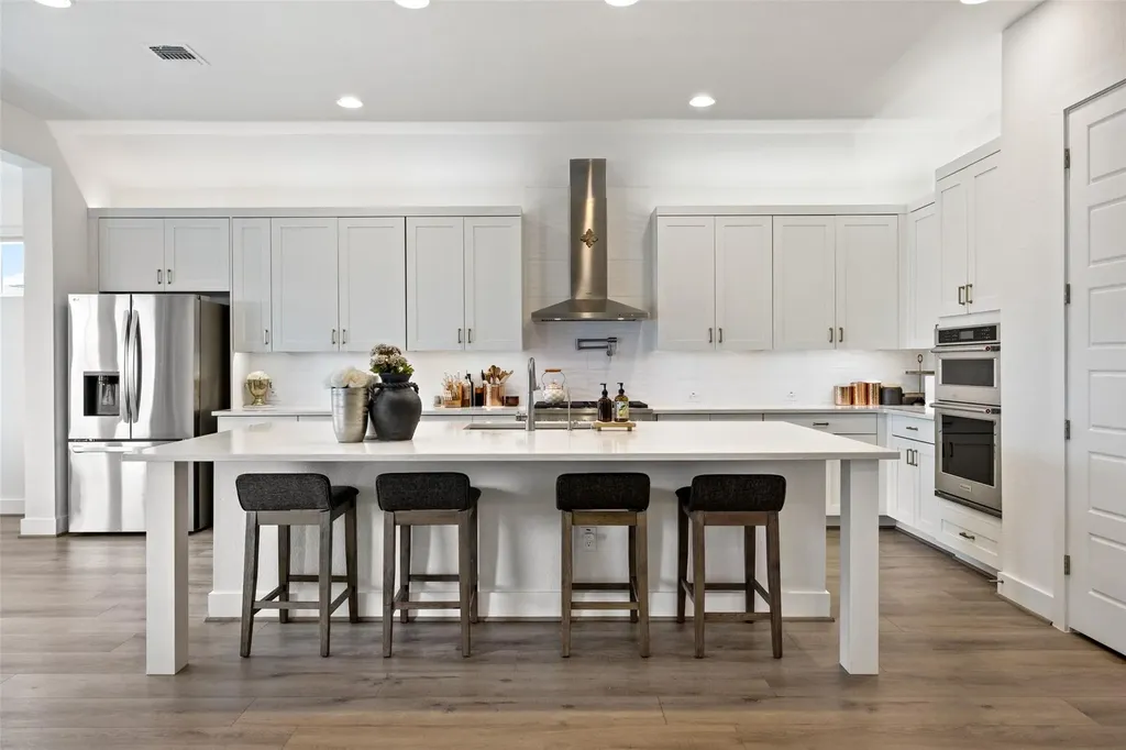 600 Bonfisk Bend Austin TX 78738