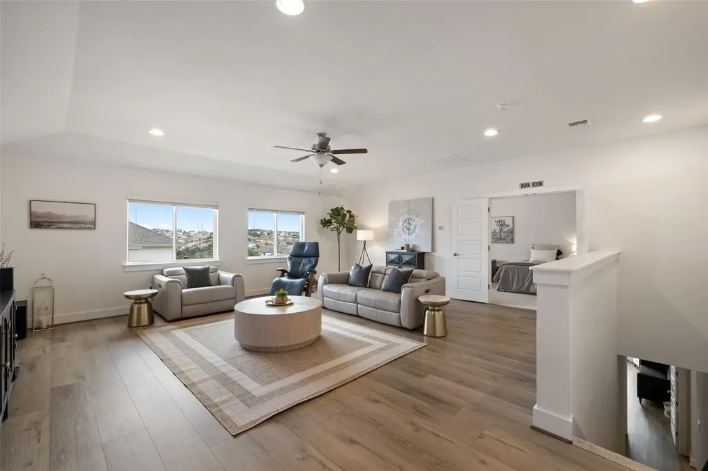 600 Bonfisk Bend Austin TX 78738