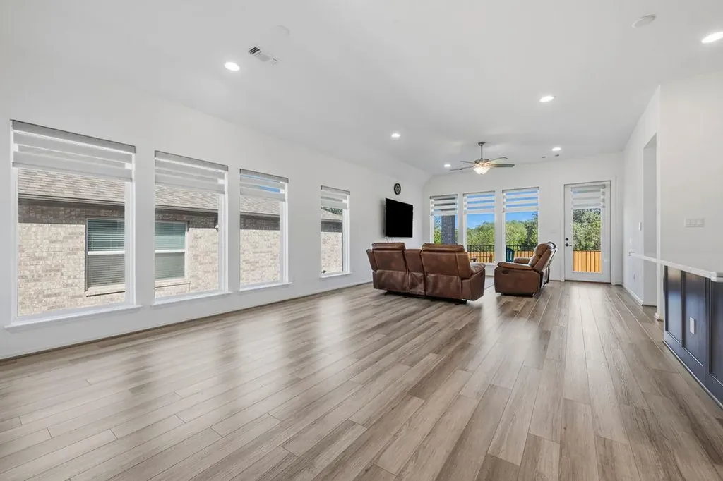 304 Barton Oak Trail Georgetown TX 78628