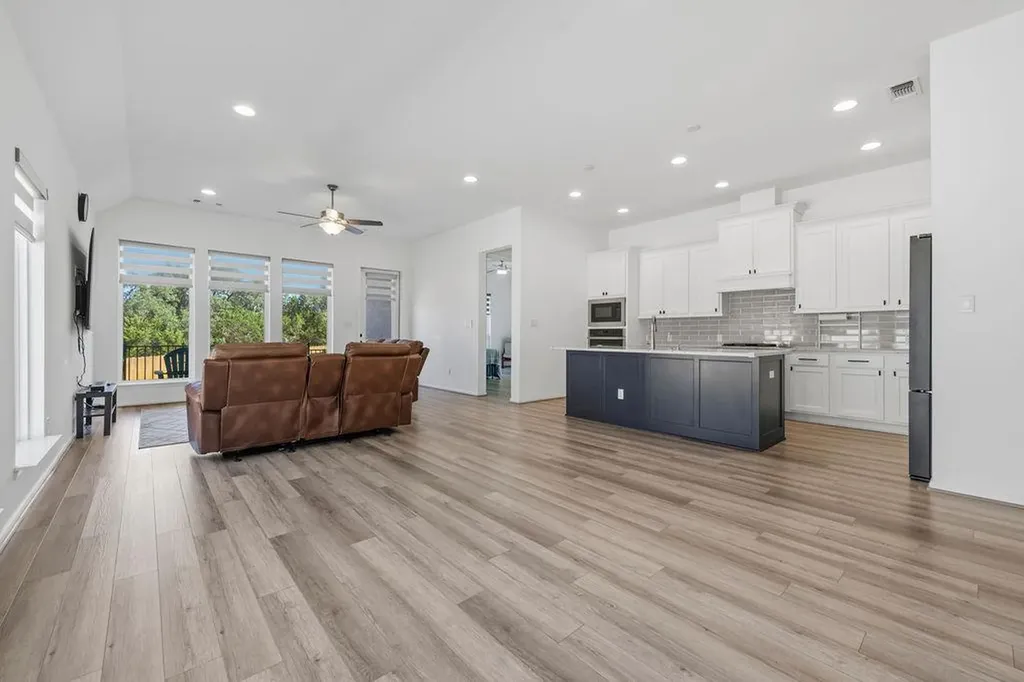 304 Barton Oak Trail Georgetown TX 78628
