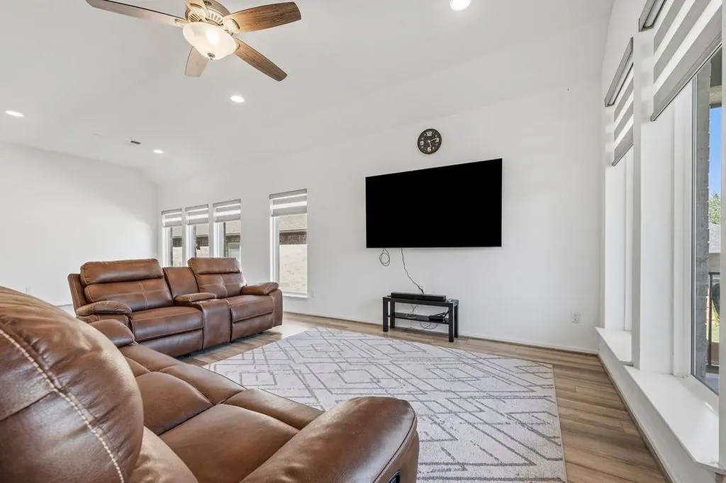 304 Barton Oak Trail Georgetown TX 78628