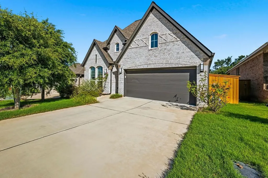 304 Barton Oak Trail Georgetown TX 78628