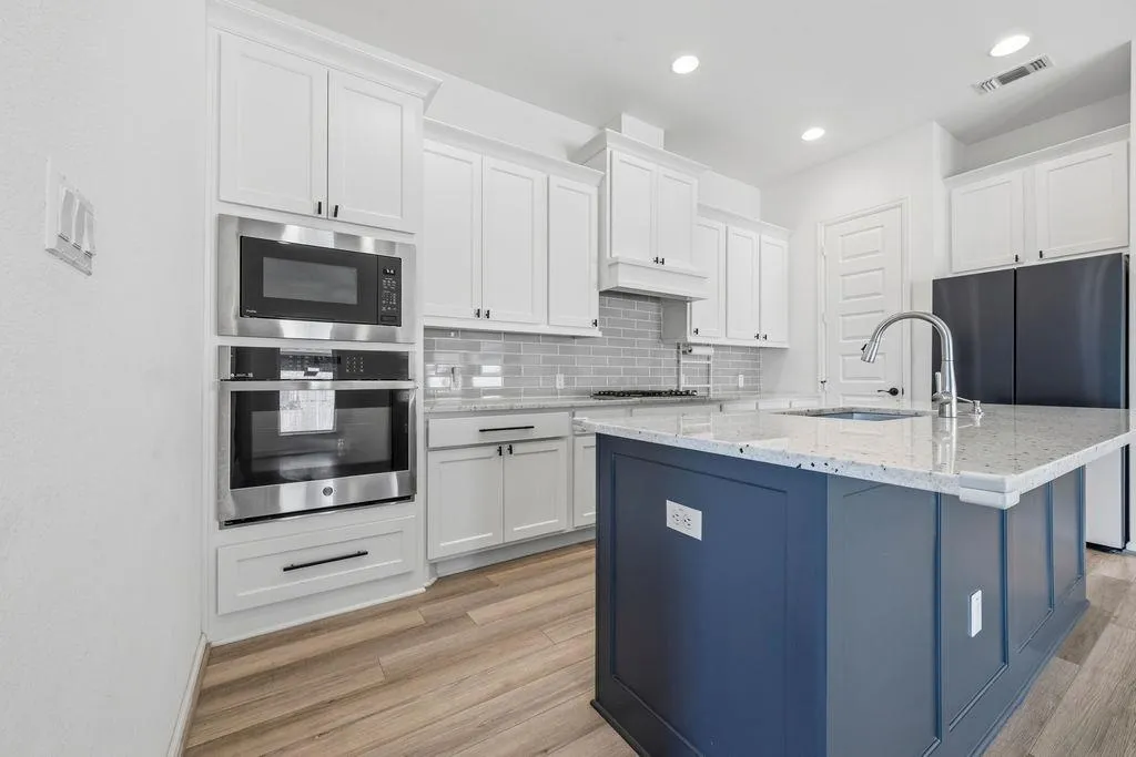 304 Barton Oak Trail Georgetown TX 78628