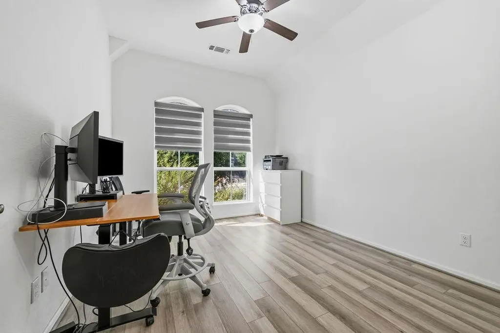 304 Barton Oak Trail Georgetown TX 78628