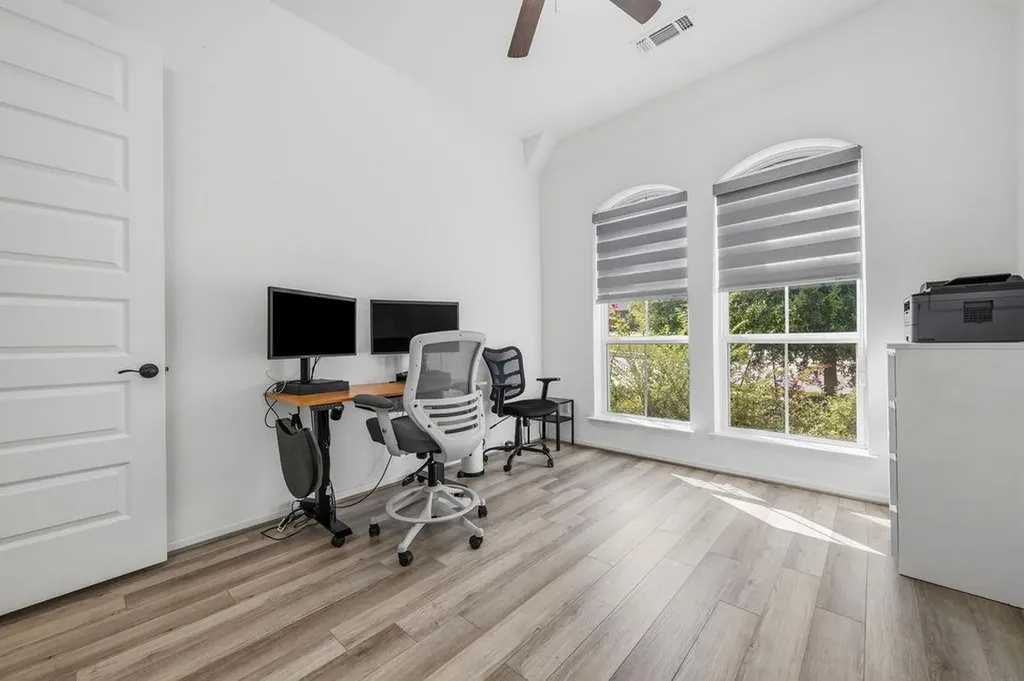 304 Barton Oak Trail Georgetown TX 78628