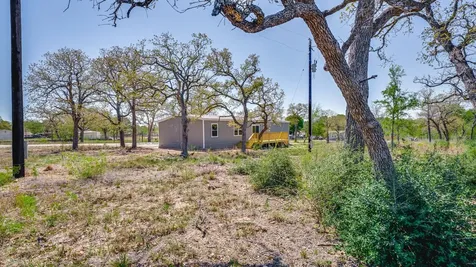 195 Tuck Street Cedar Creek TX 78612